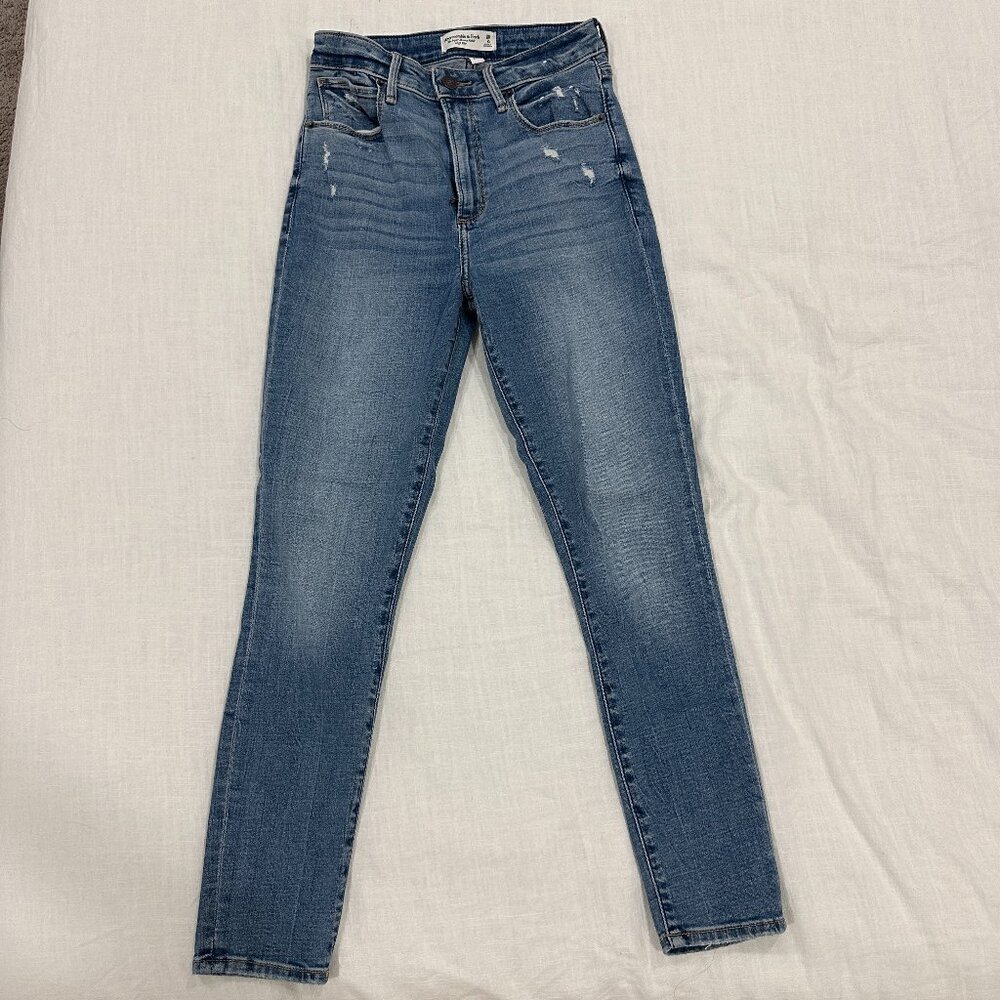 Abercrombie & Fitch Super Skinny Ankle High Rise Curve Love Jeans - Medium - 26R